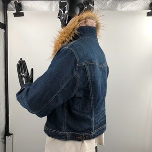 UNIONBAY DENIM REMOVABLE FUR COLLAR